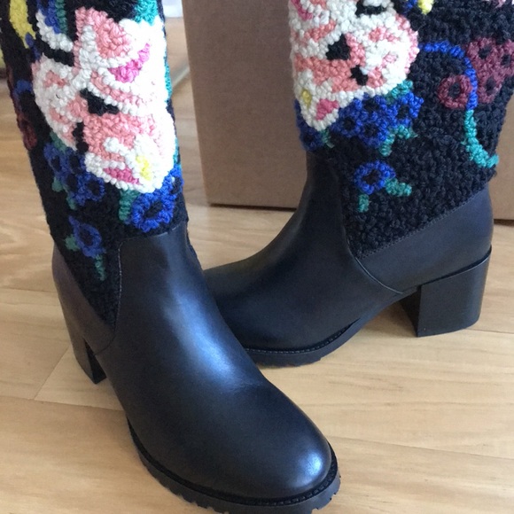 NWT Anthropologie Emily Isabella Black Leather Wool Flower Boots 8 - Picture 4 of 12